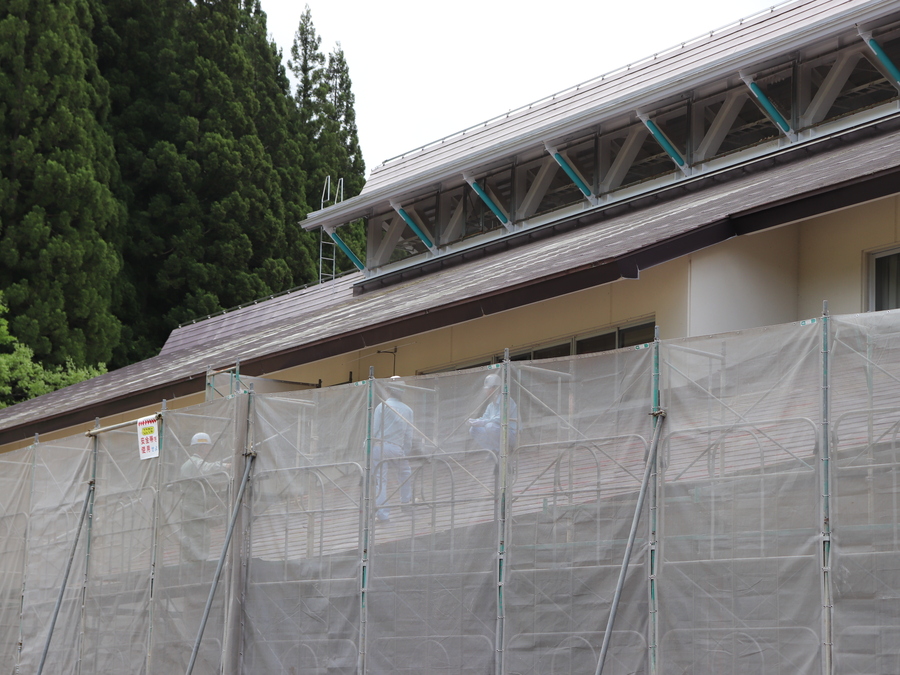 「アーパス屋根改修、進んでいます」 利賀中学校紹介動画
